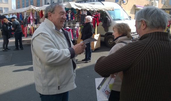 Bon d'accord, eux ça les fait rigoler Philippe, mais il faudrait arrêter les clowneries !